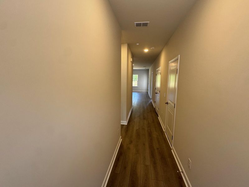 Spacious, unfurnished interior of a new home in , Summerville (Image 13).