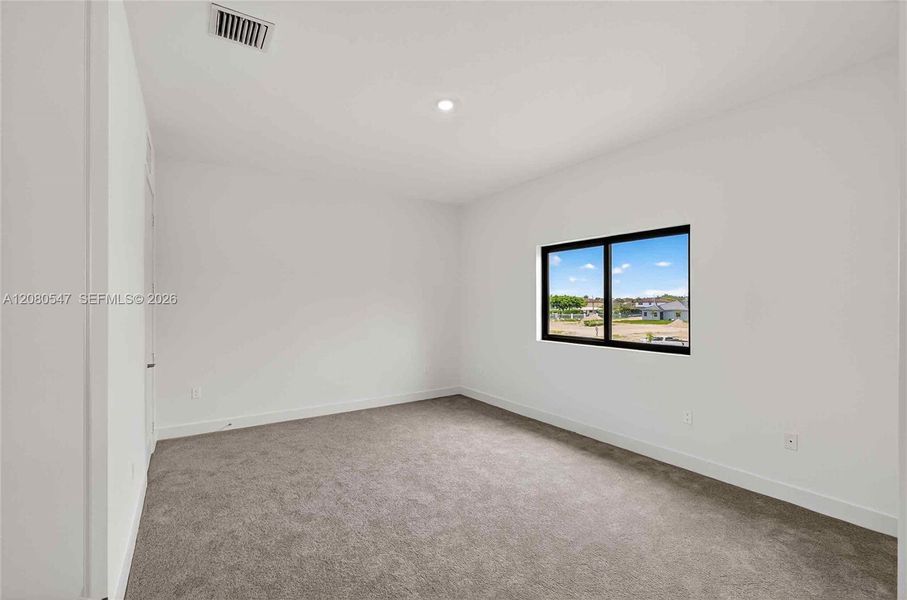 Spacious, unfurnished interior of a new home in , Homestead (Image 34).