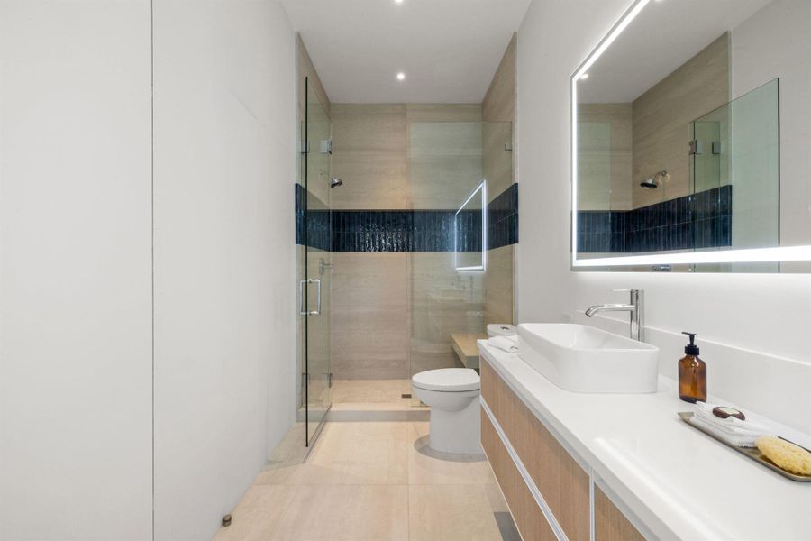 Furnished interior view inside a new home in , Boynton Beach (Image 37). Furnished interior view inside a new home in , Boynton Beach (Image 37).