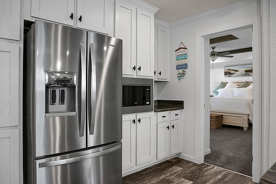 Furnished interior view inside a new home in , Bonneau (Image 40).
