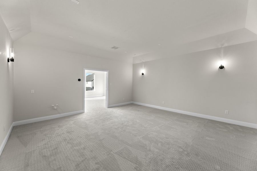 Spacious, unfurnished interior of a new home in Estates at Rockhill, Frisco (Image 26). Spacious, unfurnished interior of a new home in Estates at Rockhill, Frisco (Image 26).