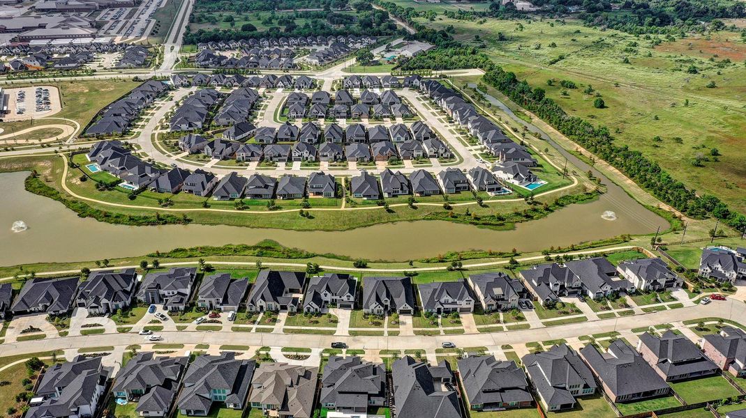 Image 27 of a home in Cross Creek Ranch 65′. Image 27 of a home in Cross Creek Ranch 65′.