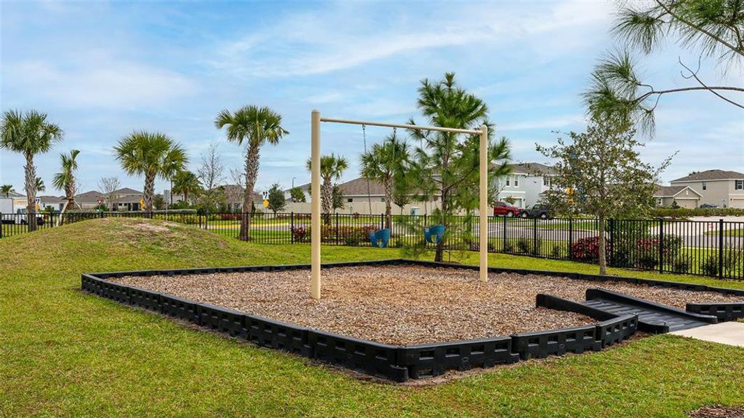 Community amenities in Bella Lago, Parrish (Image 46). Community amenities in Bella Lago, Parrish (Image 46).