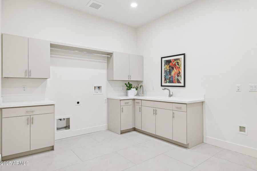 Utility Laundry Room