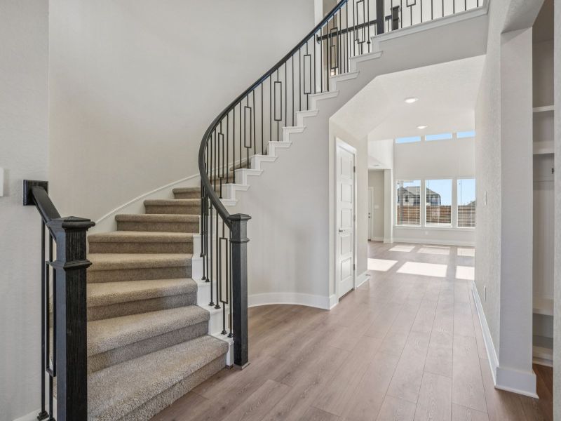 Spacious, unfurnished interior of a new home in Fox Falls, Boerne (Image 28). Spacious, unfurnished interior of a new home in Fox Falls, Boerne (Image 28).
