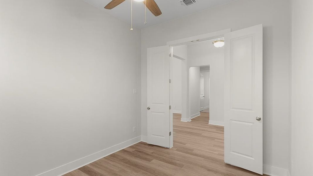 Representative unfurnished interior of a home built from the Brenner by Chesmar Homes in Newhaven, Manor (Image 28).