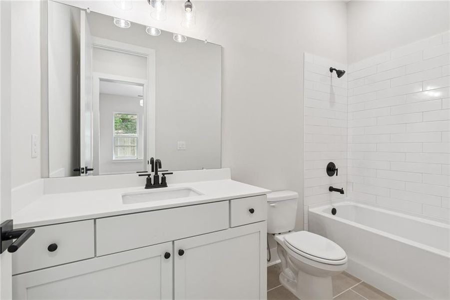 Furnished interior view inside a new home in Settingdown Farms, Cumming (Image 13).