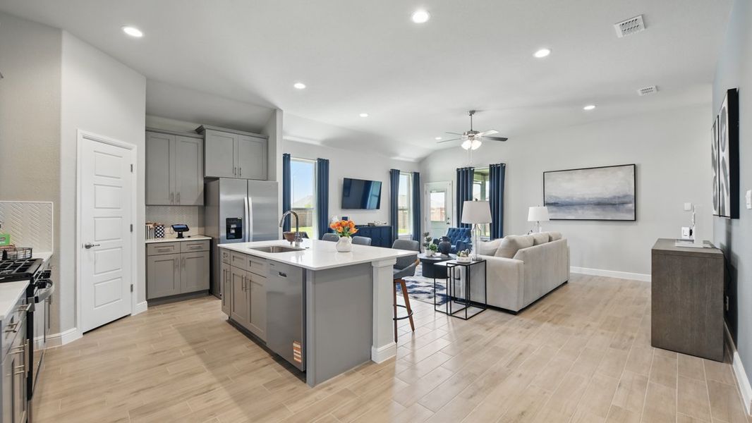Furnished interior view inside a new home in Rock Creek West, Fort Worth (Image 12). Furnished interior view inside a new home in Rock Creek West, Fort Worth (Image 12).