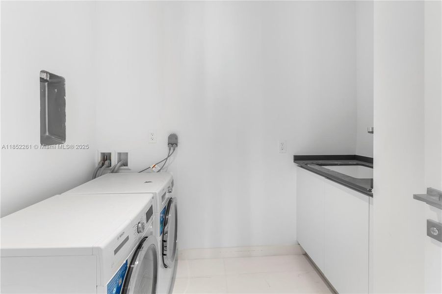 Furnished interior view inside a new home in Aston Martin Residences, Miami (Image 29).