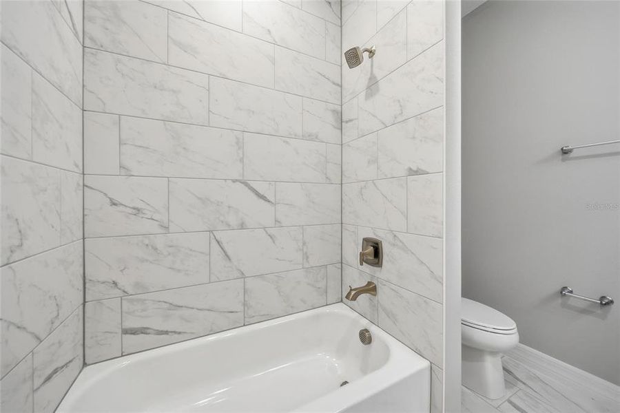 Furnished interior view inside a new home in , Hernando (Image 14).