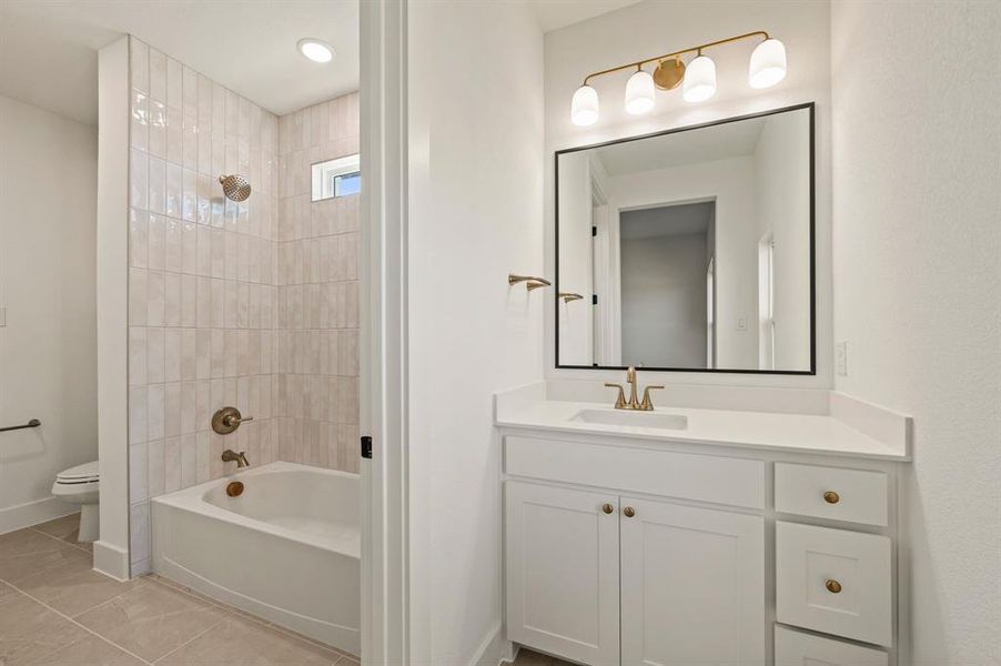Furnished interior view inside a new home in NorthGlen, Haslet (Image 15).