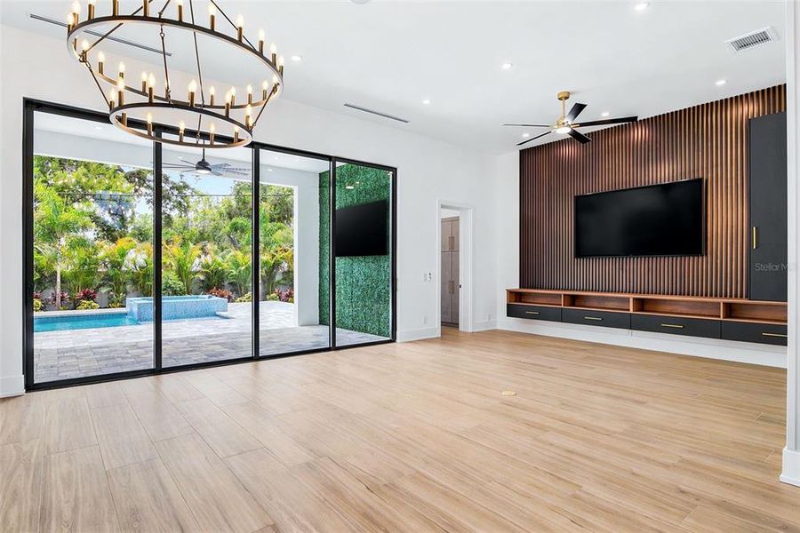Spacious, unfurnished interior of a new home in , Sarasota (Image 50).