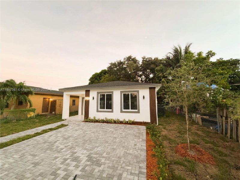 Image 47 of a home in . Image 47 of a home in .