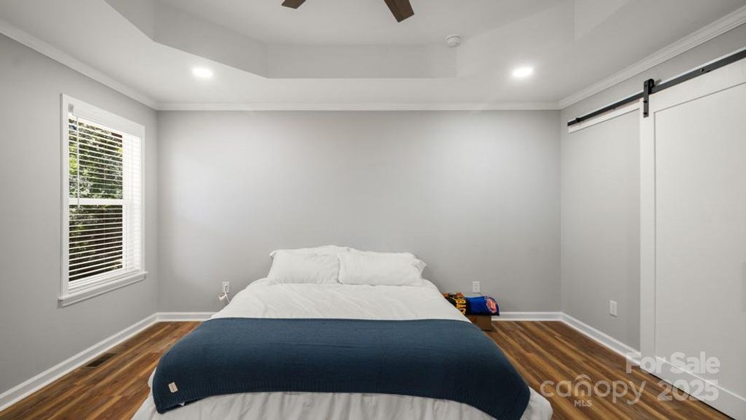 Furnished interior view inside a new home in , Kernersville (Image 32).