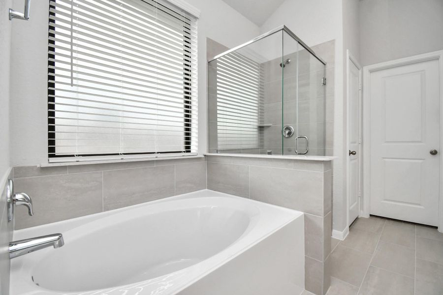 Furnished interior view inside a new home in Arabella on the Prairie: Premier Collection, Richmond (Image 23).