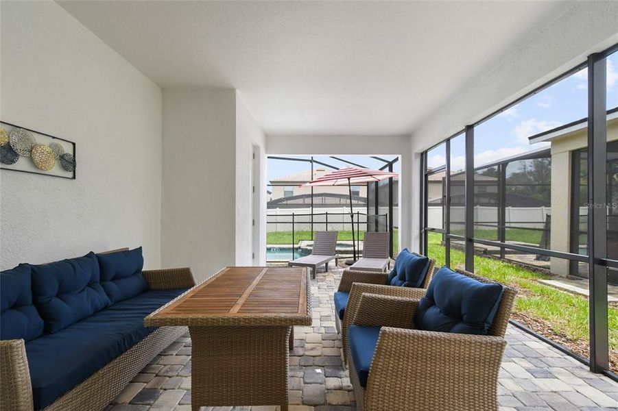 Image 70 of a home in .