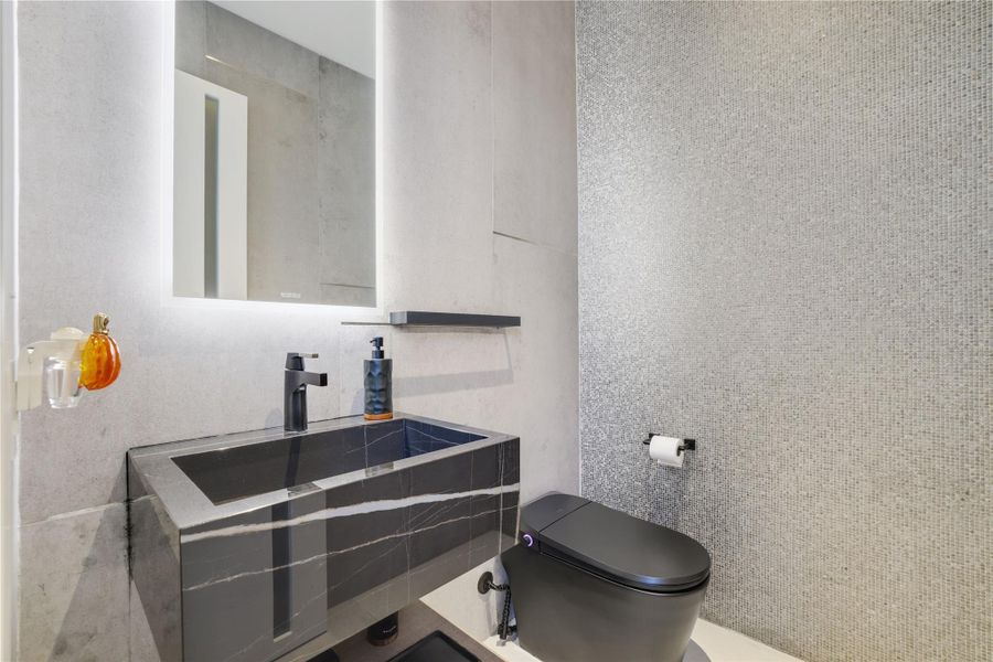 Furnished interior view inside a new home in , Parkland (Image 28).