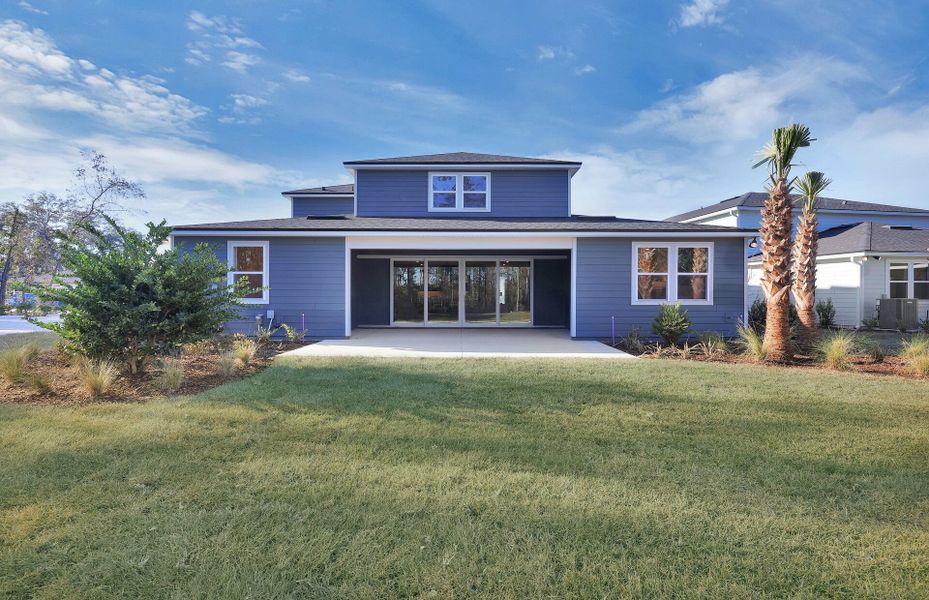 Representative exterior details of a home built from the Ashby Grand by Pulte Homes in Hyland Trail, Green Cove Springs (Image 4).