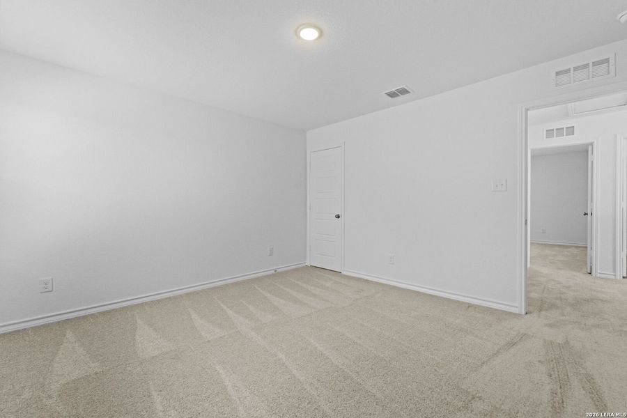 Spacious, unfurnished interior of a new home in Corley Farms, Boerne (Image 31). Spacious, unfurnished interior of a new home in Corley Farms, Boerne (Image 31).