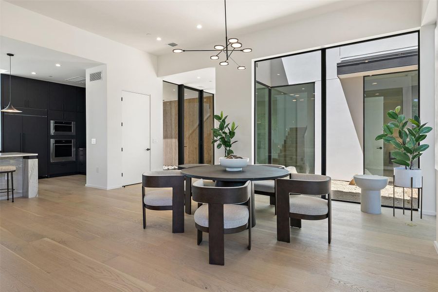 Furnished interior view inside a new home in , Austin (Image 27). Furnished interior view inside a new home in , Austin (Image 27).