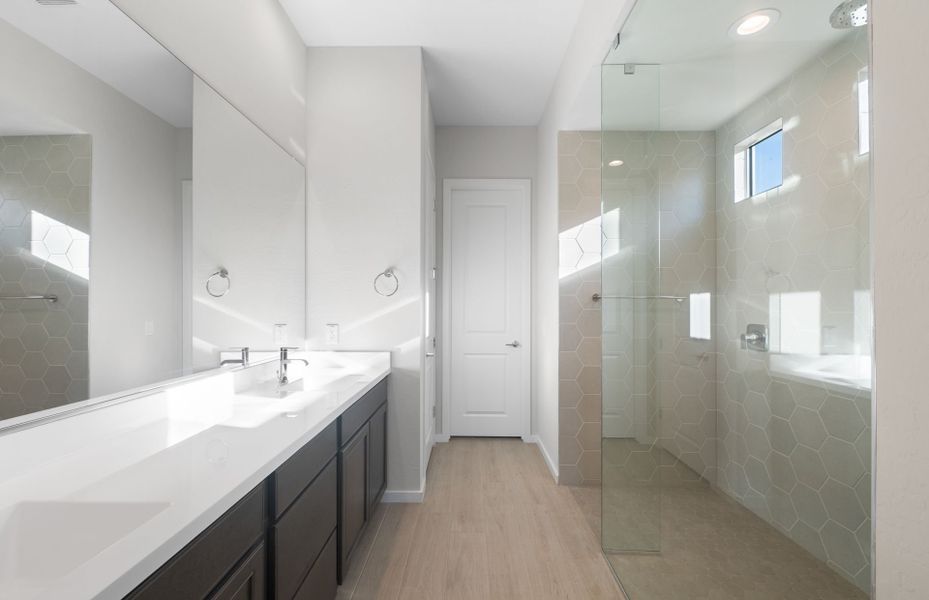 Furnished interior view inside a new home in Legado West, Queen Creek (Image 14).