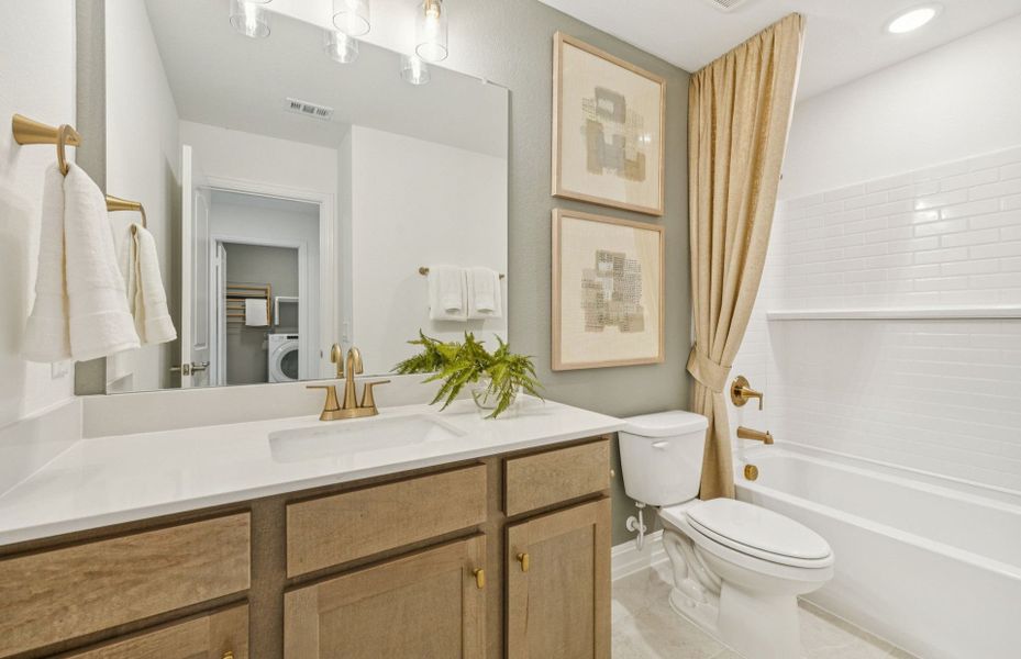 Furnished interior view inside a new home in Ribbonwood, Aubrey (Image 20). Furnished interior view inside a new home in Ribbonwood, Aubrey (Image 20).