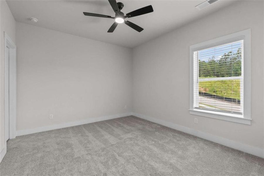 Spacious, unfurnished interior of a new home in Silvercrest Lakes, Acworth (Image 47).