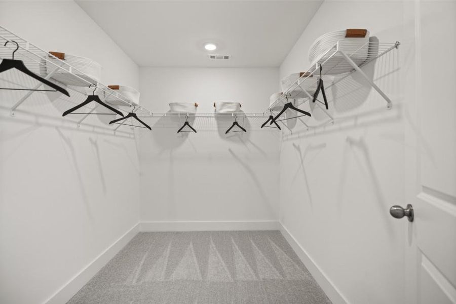 Image 25 of a home in Willow Creek.