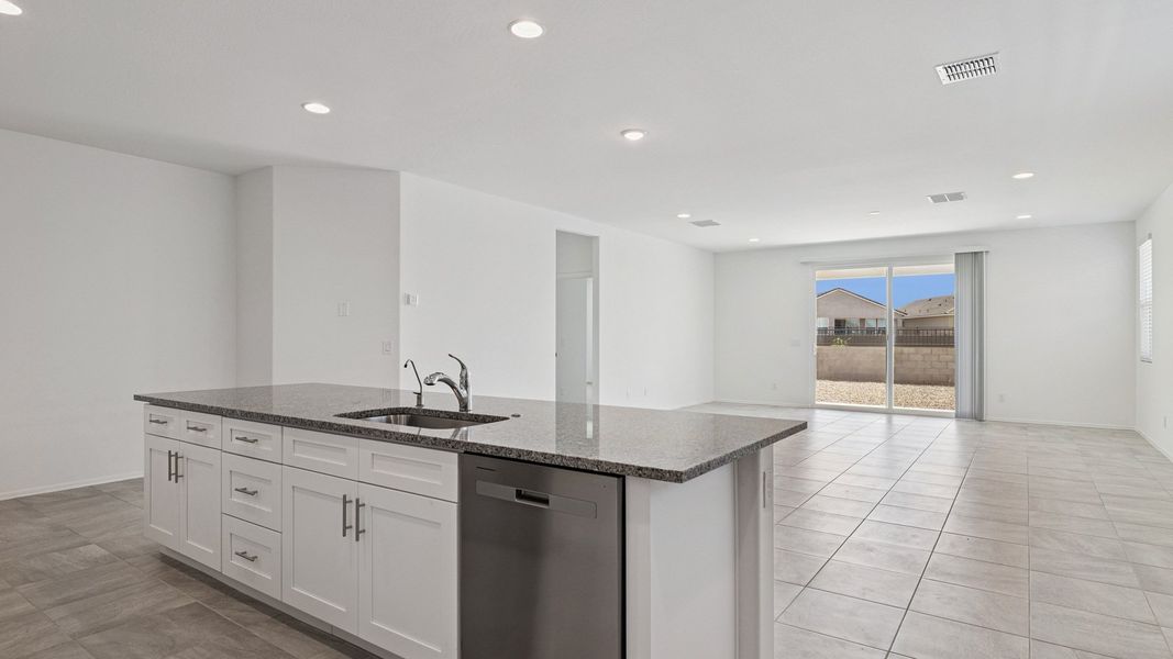 Furnished interior view inside a new home in Moonlight, Maricopa (Image 8).