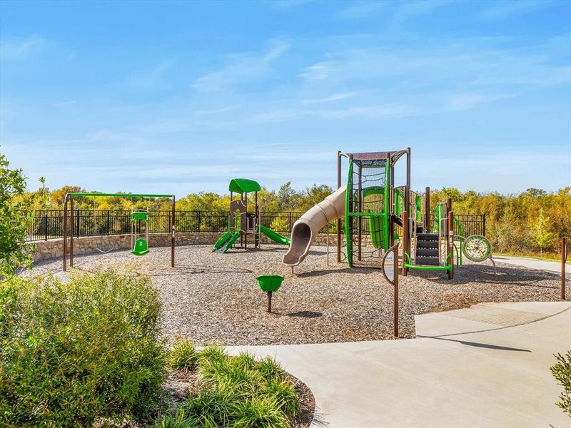 Community amenities in Simpson Crossing - Spring Series, McKinney (Image 25).