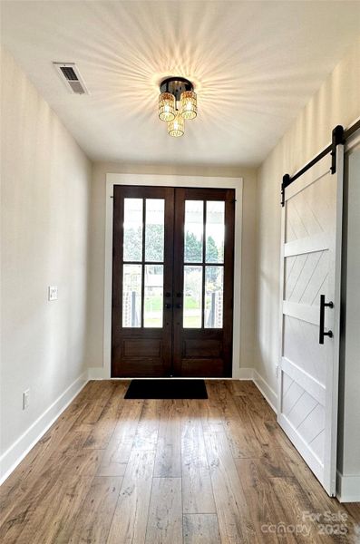 Foyer w/Beautiful Mahogany Door