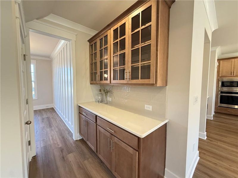 Furnished interior view inside a new home in Ponderosa Farms Manor, Gainesville (Image 8).