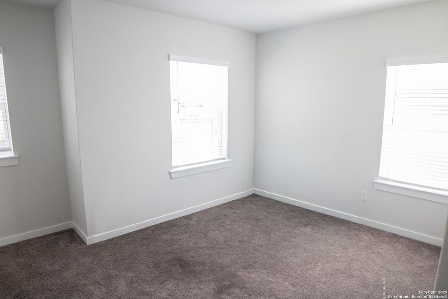 Spacious, unfurnished interior of a new home in Ladera - High Point 45', San Antonio (Image 9). Spacious, unfurnished interior of a new home in Ladera - High Point 45', San Antonio (Image 9).