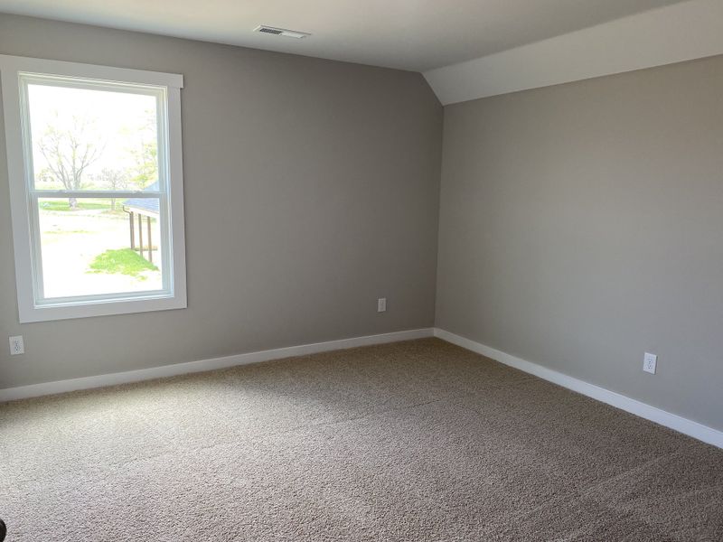 Representative unfurnished interior of a home built from the Taft by Foundation Home Builders LLC in Old Hickory Crossing, Mocksville (Image 23).