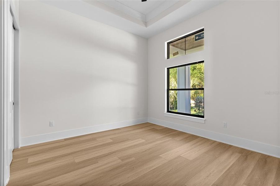 Spacious, unfurnished interior of a new home in , Safety Harbor (Image 29).