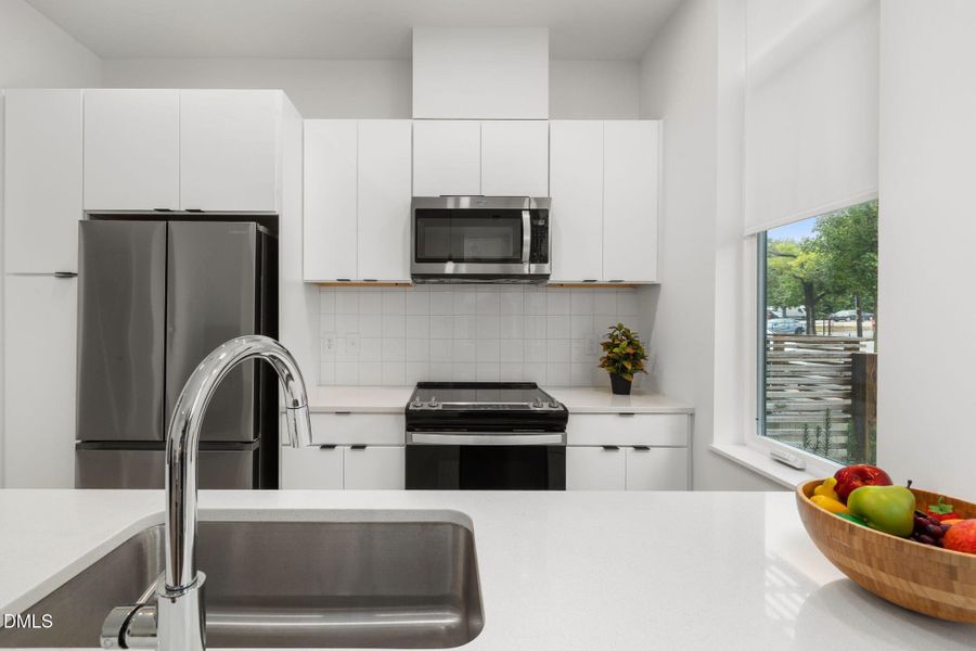 17-web-or-mls-DX3A8603