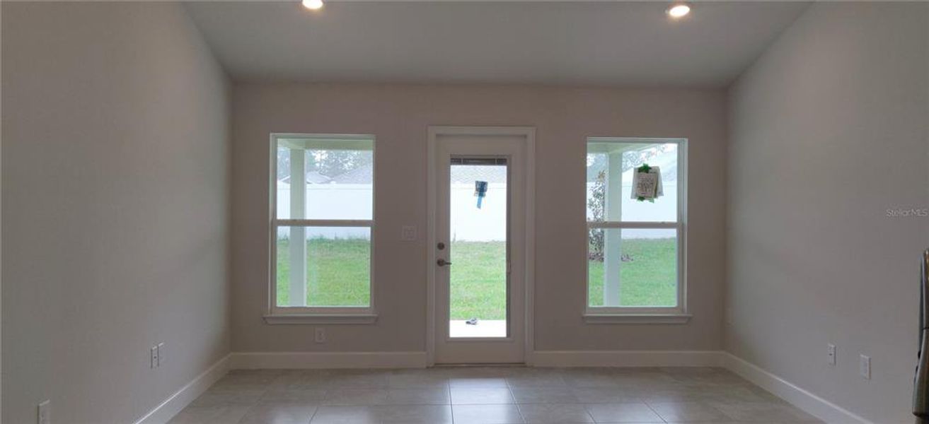 Image 20 of a home in Sunset Landing.