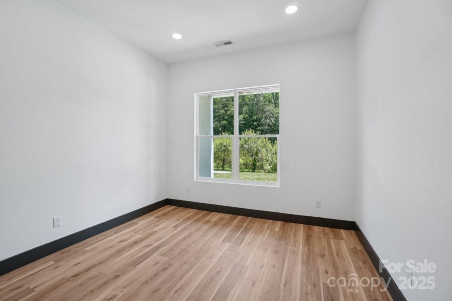 Spacious, unfurnished interior of a new home in , Hendersonville (Image 33).