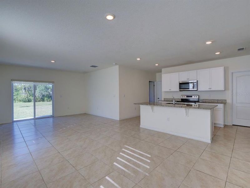 Spacious, unfurnished interior of a new home in Cascades, Davenport (Image 16). Spacious, unfurnished interior of a new home in Cascades, Davenport (Image 16).