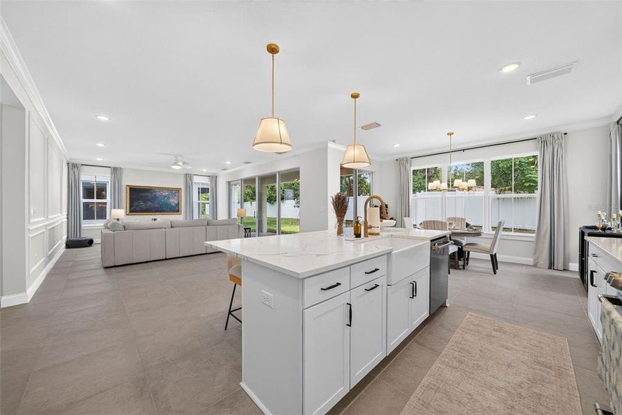Furnished interior view inside a new home in , Orlando (Image 27).