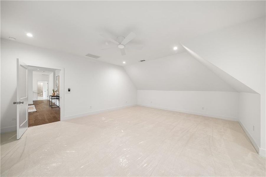 Spacious, unfurnished interior of a new home in , Powder Springs (Image 23).