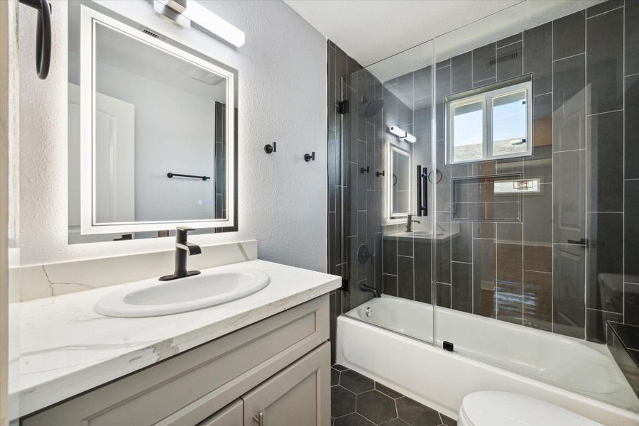 Furnished interior view inside a new home in , Houston (Image 6). Furnished interior view inside a new home in , Houston (Image 6).