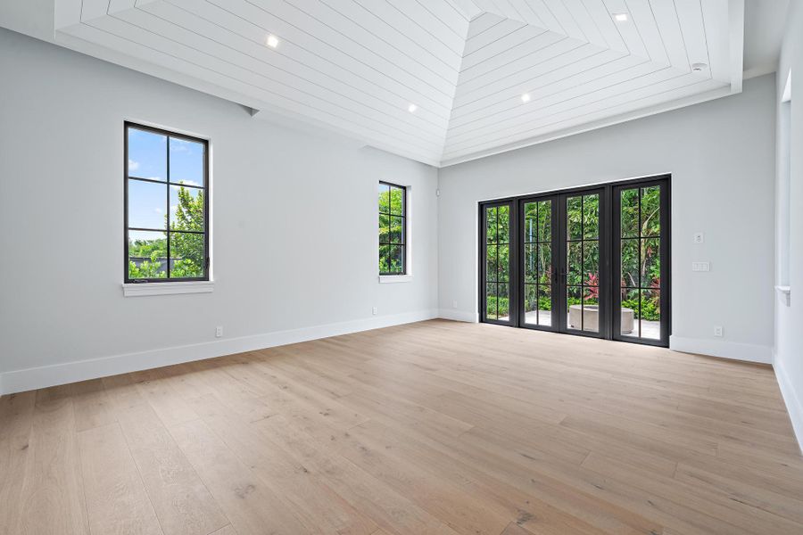 Spacious, unfurnished interior of a new home in , Delray Beach (Image 18).