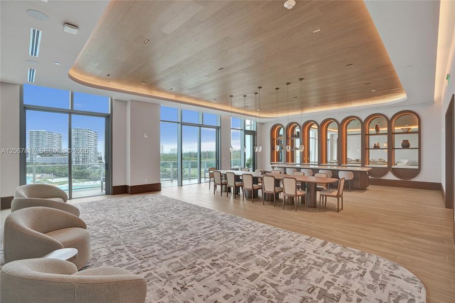 Community amenities in , North Miami (Image 38).