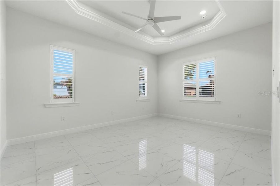 Spacious, unfurnished interior of a new home in , Polk City (Image 34).