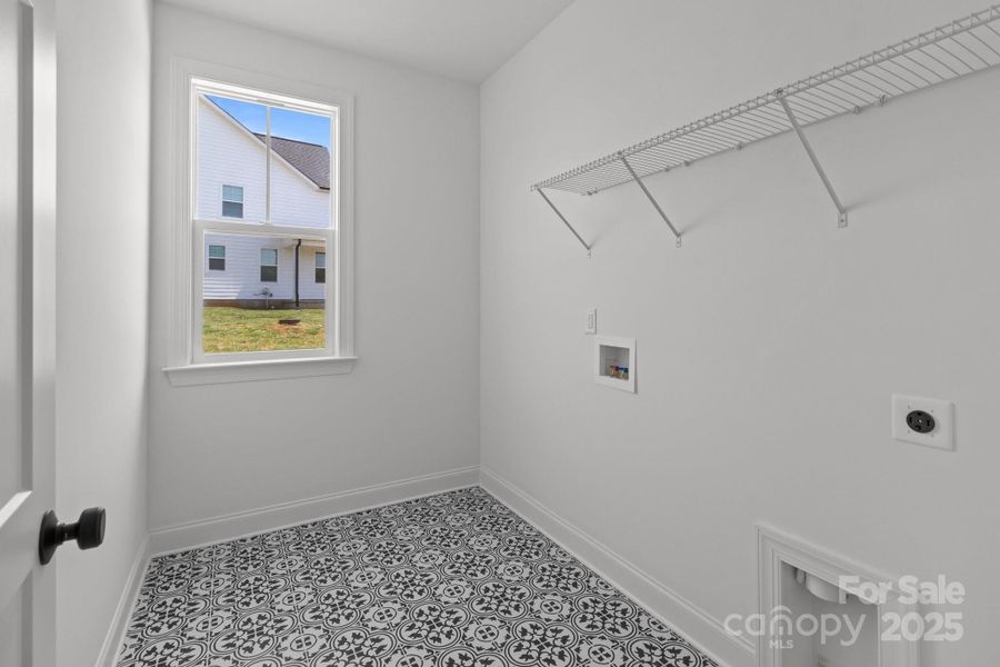 Image 28 of a home in .