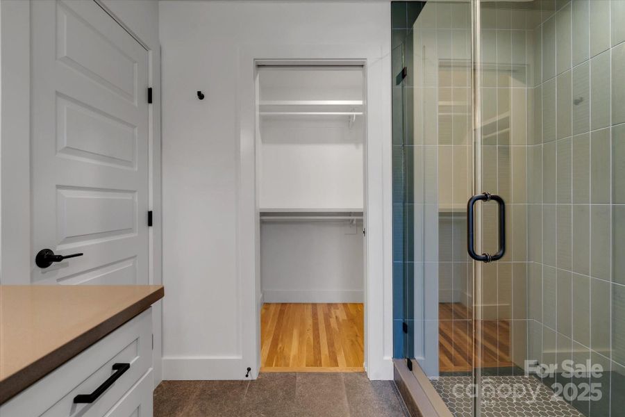 Image 27 of a home in .