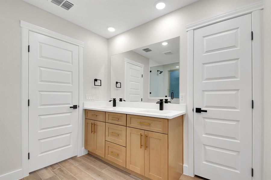Furnished interior view inside a new home in , Bastrop (Image 11).