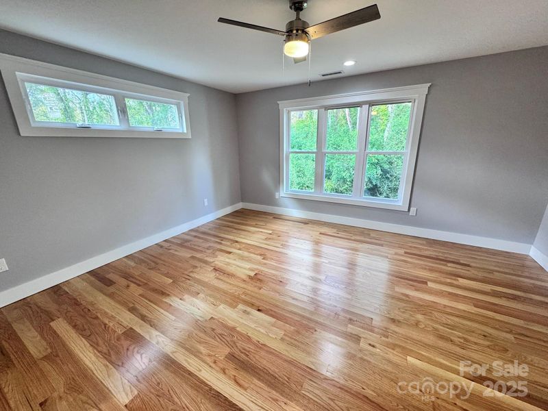 Spacious, unfurnished interior of a new home in , Asheville (Image 11).