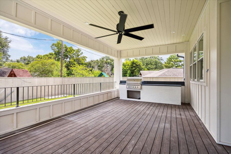 Spacious, unfurnished interior of a new home in , Houston (Image 37).